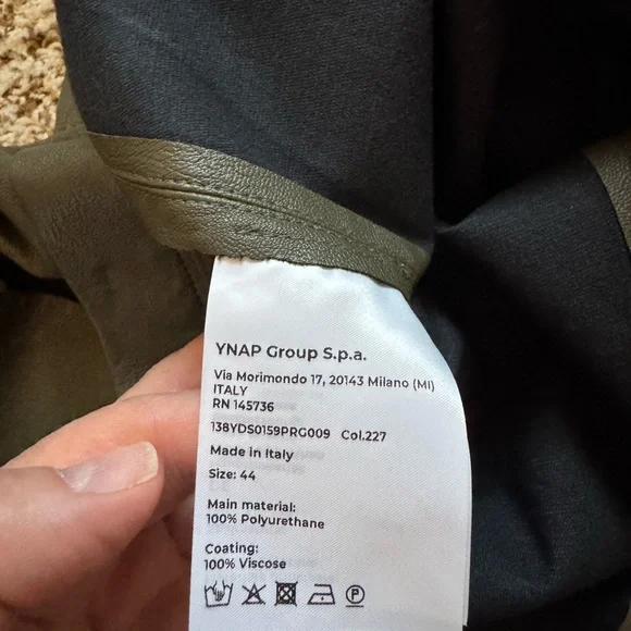 Elegant Olive Green Faux Leather Skirt - Picture 5 of 8